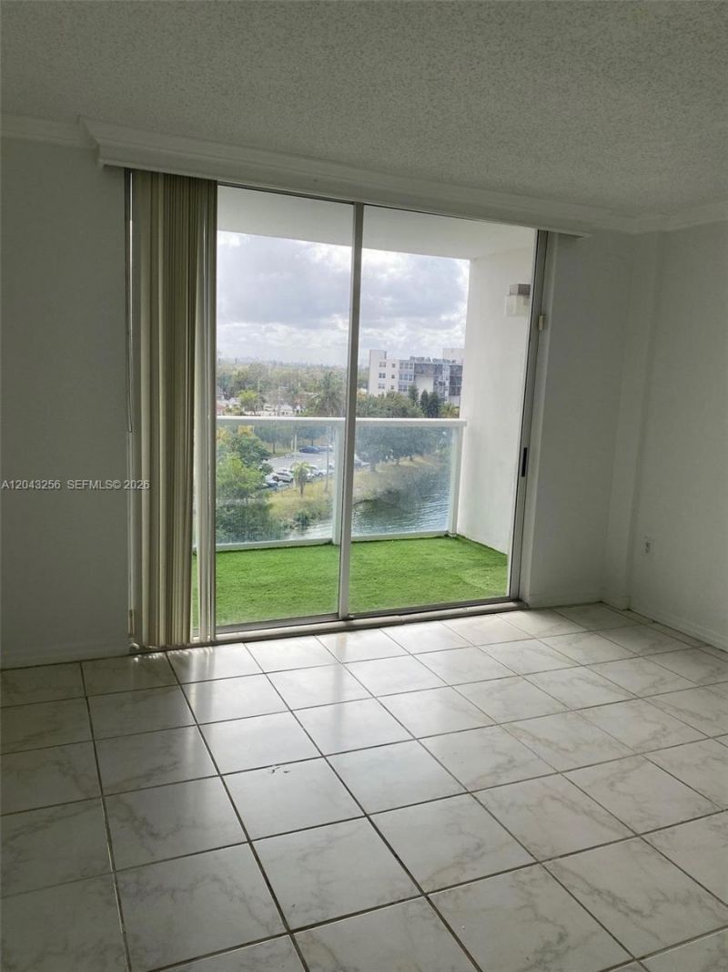 1301 NE Miami Gardens Dr , Unit 701W, Miami, FL 33179 Photo