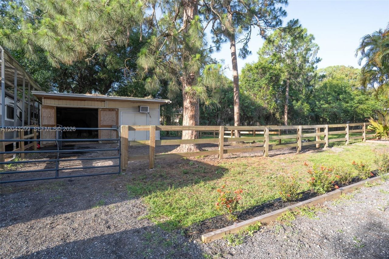 15160 Scotts Pl , Loxahatchee, FL 33470 Photo