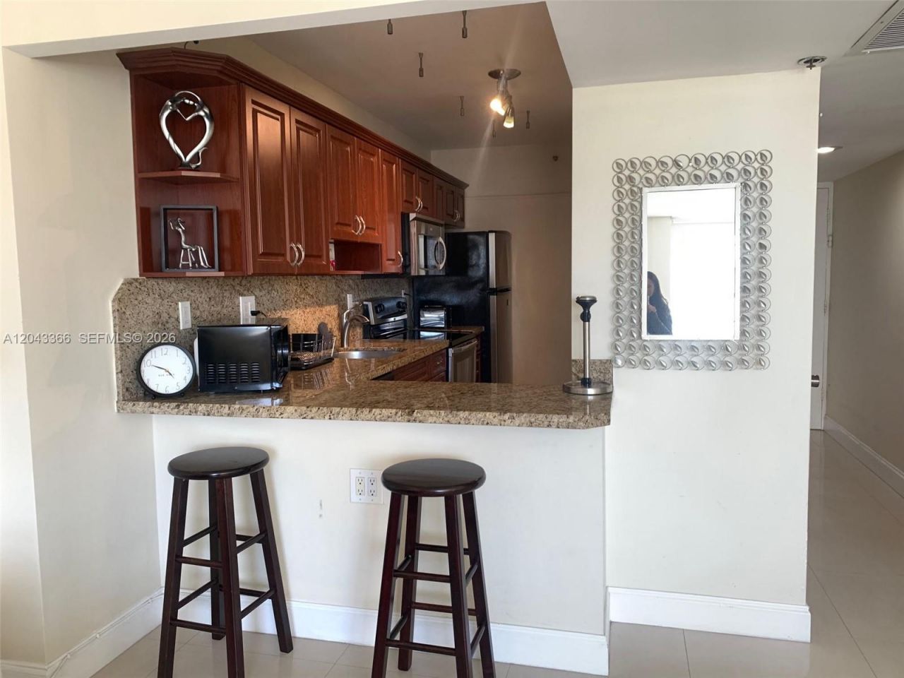 100 Lincoln Rd , Unit 316, Miami Beach, FL 33139 Photo