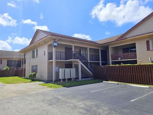 11223 SW 88th St , Unit 216C, Miami, FL 33176