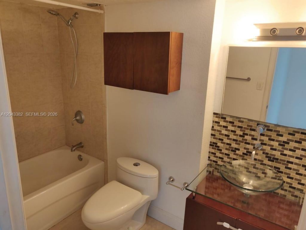 9001 SW 77th Ave , Unit C606, Miami, FL 33156 Photo