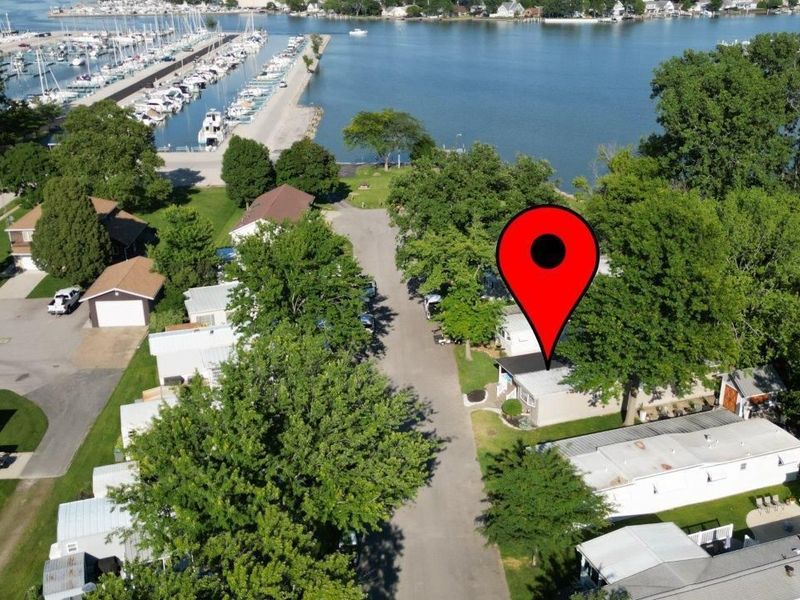 2175 NE Catawba Road, Unit 29, Port Clinton, OH 43452 Photo 2