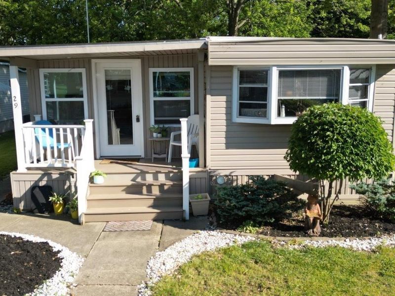 2175 NE Catawba Road, Unit 29, Port Clinton, OH 43452 Photo 3