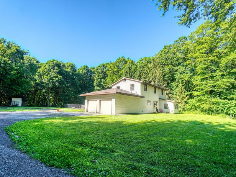 1725 Irvin Road, Lima, OH 45807 Photo 8