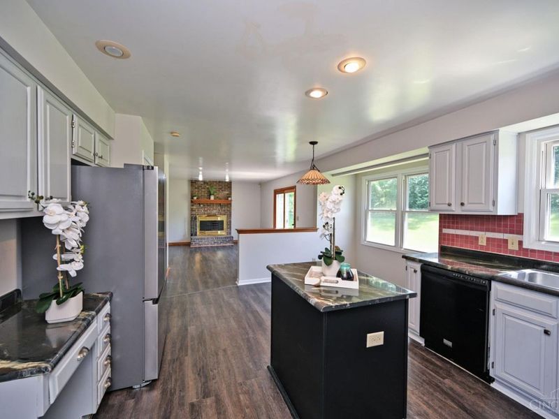 11407 Owenton Court, Forest Park, OH 45240 Photo 8