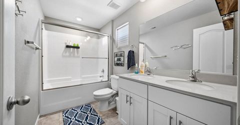 4040 Parkmoor Ln, Roseville, CA 95747 Photo