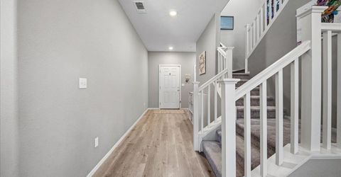 4040 Parkmoor Ln, Roseville, CA 95747 Photo
