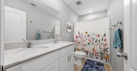 4040 Parkmoor Ln, Roseville, CA 95747 Photo