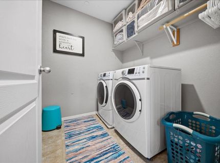 4040 Parkmoor Ln, Roseville, CA 95747 Photo