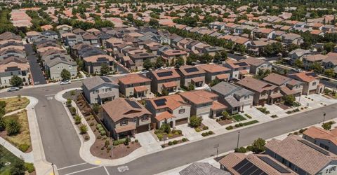 4040 Parkmoor Ln, Roseville, CA 95747 Photo
