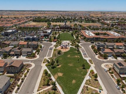 4040 Parkmoor Ln, Roseville, CA 95747 Photo