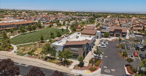 4040 Parkmoor Ln, Roseville, CA 95747 Photo