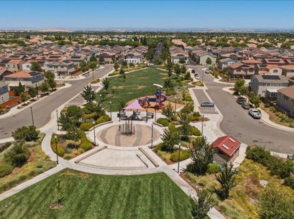4040 Parkmoor Ln, Roseville, CA 95747 Photo