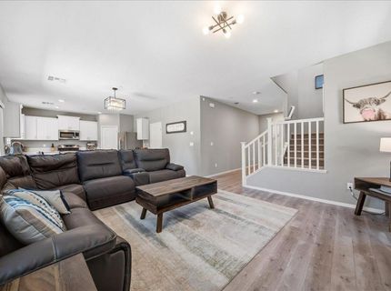 4040 Parkmoor Ln, Roseville, CA 95747 Photo
