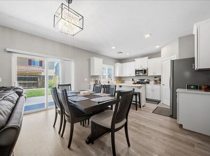 4040 Parkmoor Ln, Roseville, CA 95747 Photo