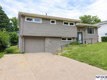 7654 Nebraska Avenue, Omaha, NE 68134