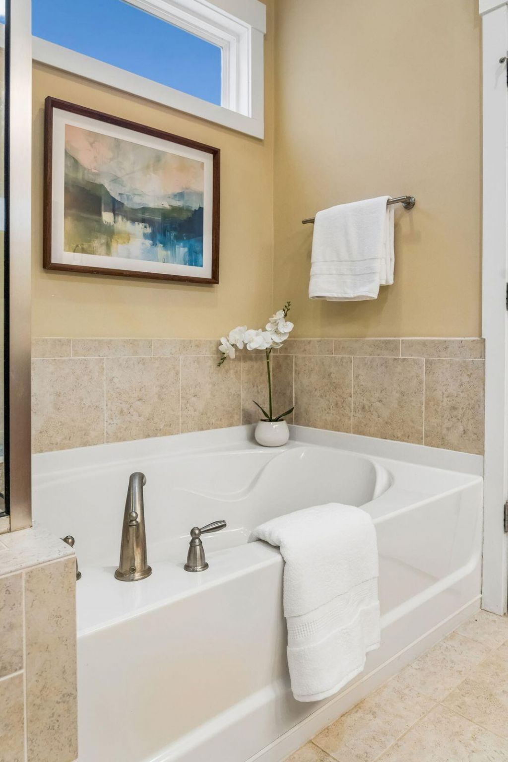 217 President Circle Photo 28