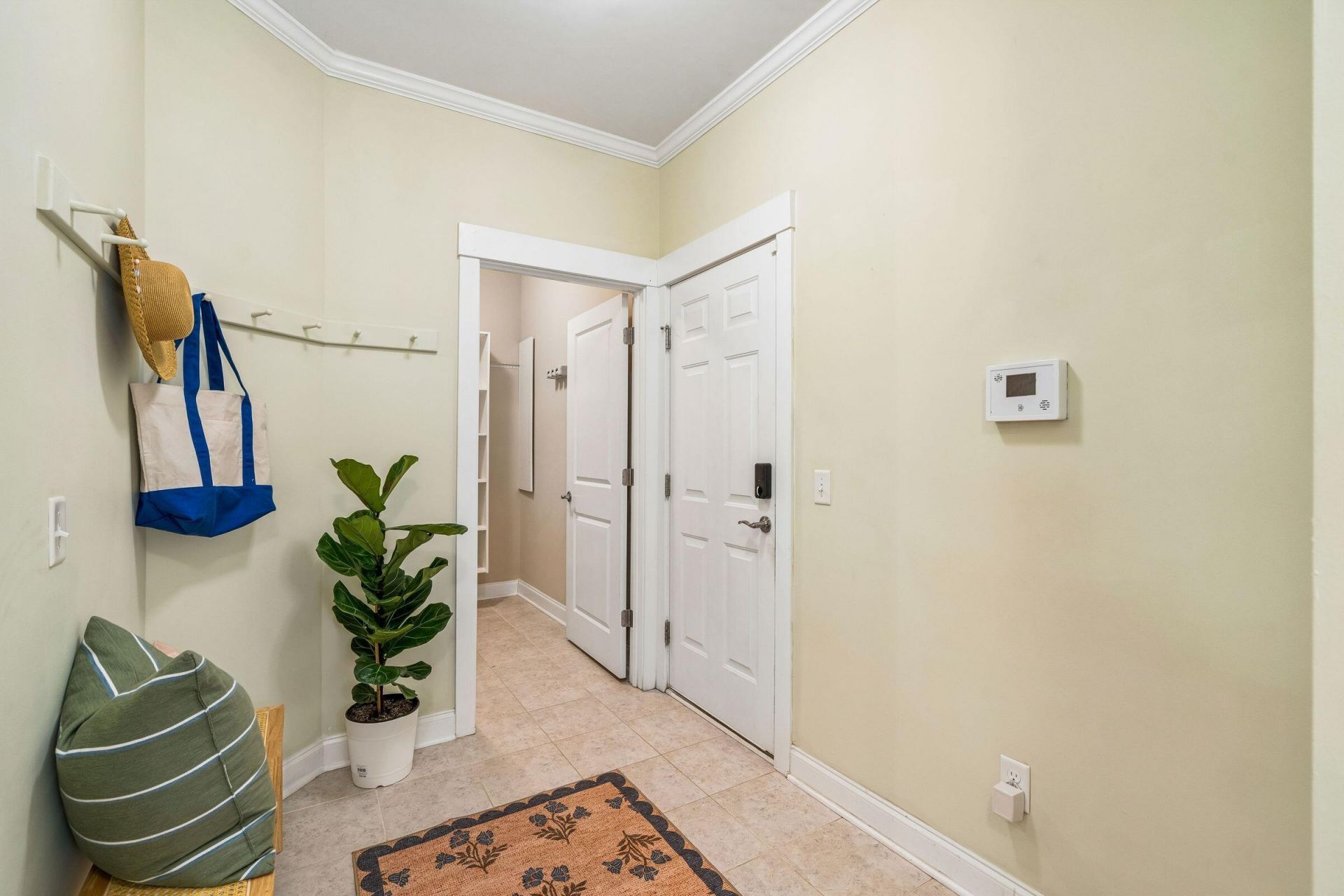 217 President Circle Photo 31