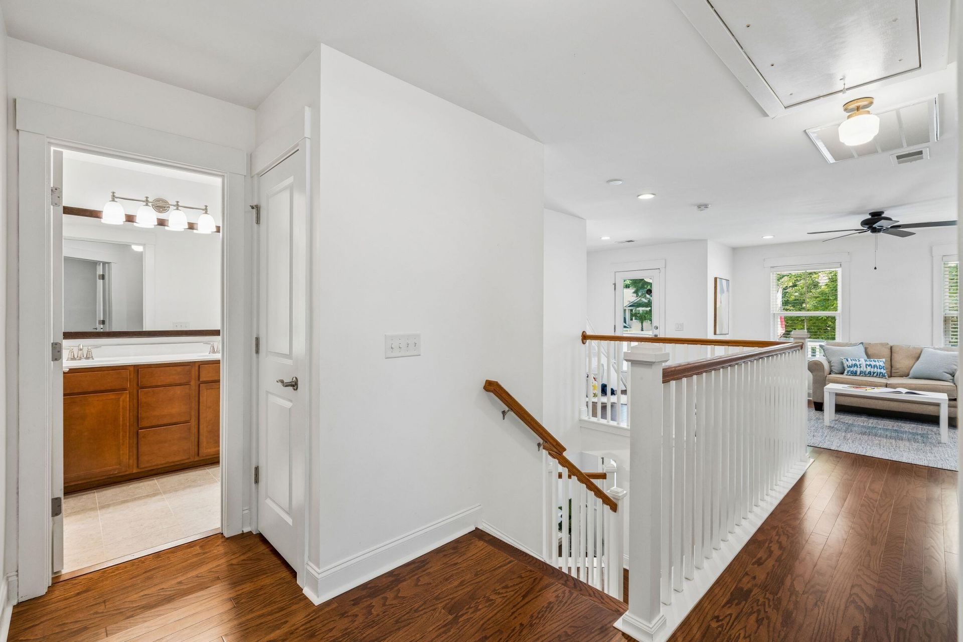 217 President Circle Photo 35