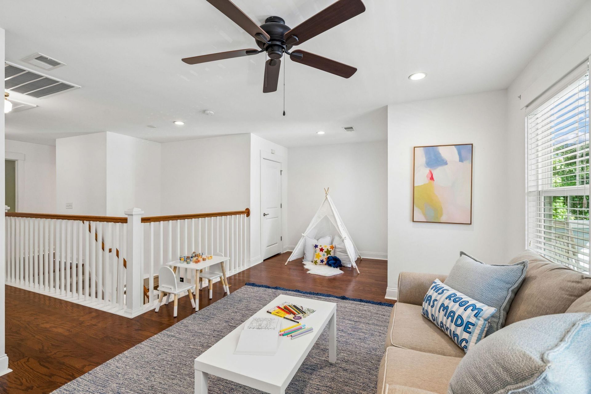 217 President Circle Photo 36