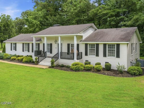607 Colonial Drive , Lexington, TN 38351
