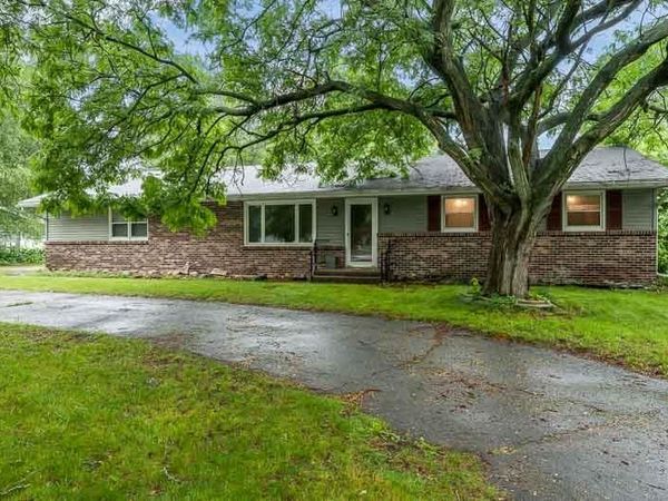 12222 RAE ANN Road, ROSCOE, IL 61073