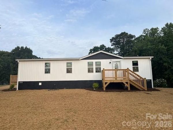 204 A L Fox Road , Taylorsville, NC 28681