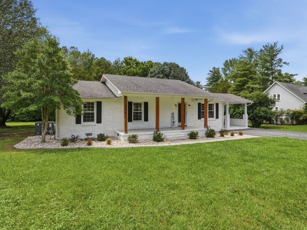 261 Hillcrest Rd , Manchester, TN 37355