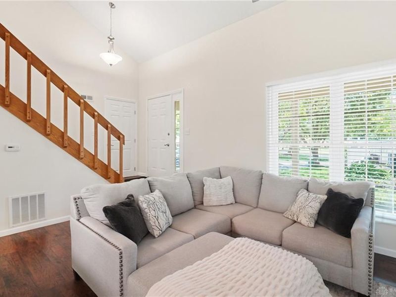 1007 Foxshire Place, Centerville, OH 45458 Photo 9