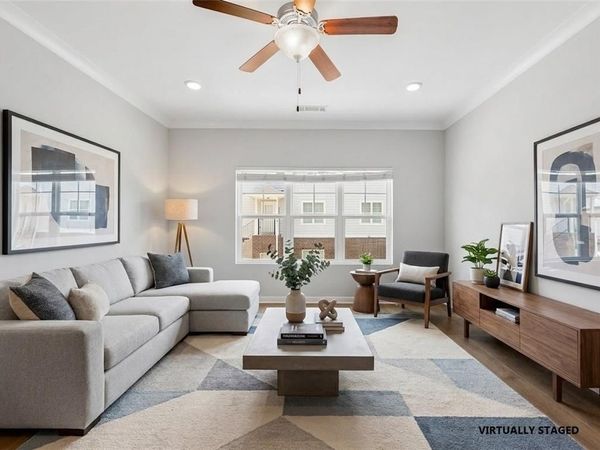 2021 Ocean Dr NW, Atlanta, GA 30318
