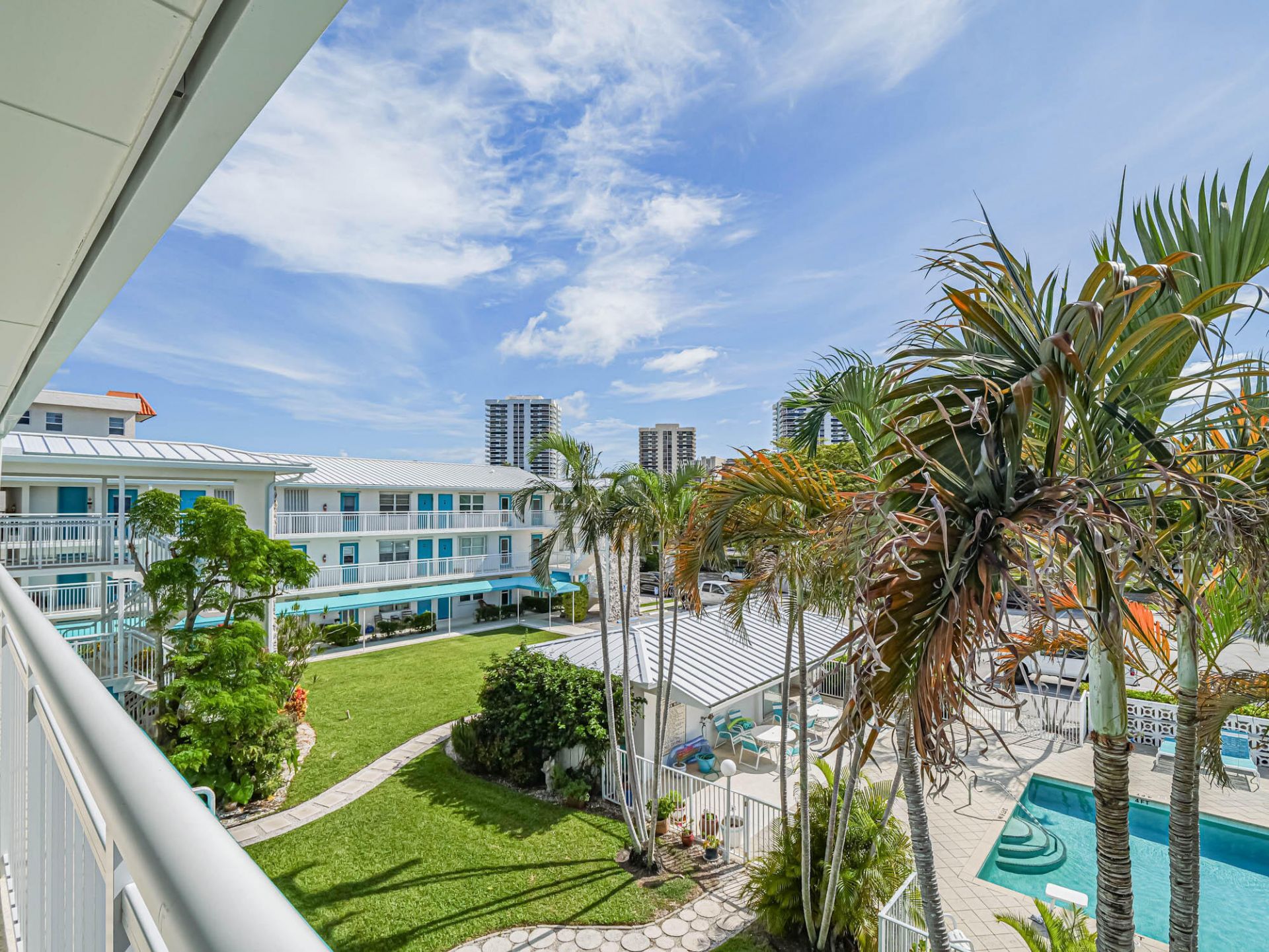 37 Yacht Club Drive, Unit 310, North Palm Beach, FL 33408 Photo
