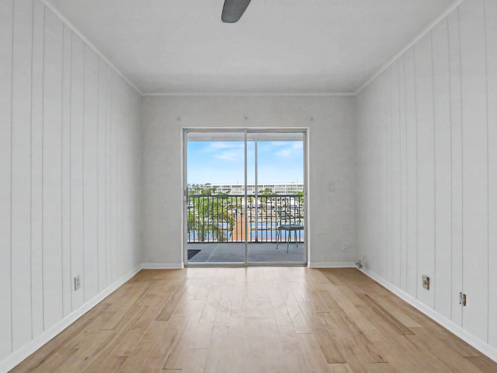 37 Yacht Club Drive, Unit 310, North Palm Beach, FL 33408 Photo
