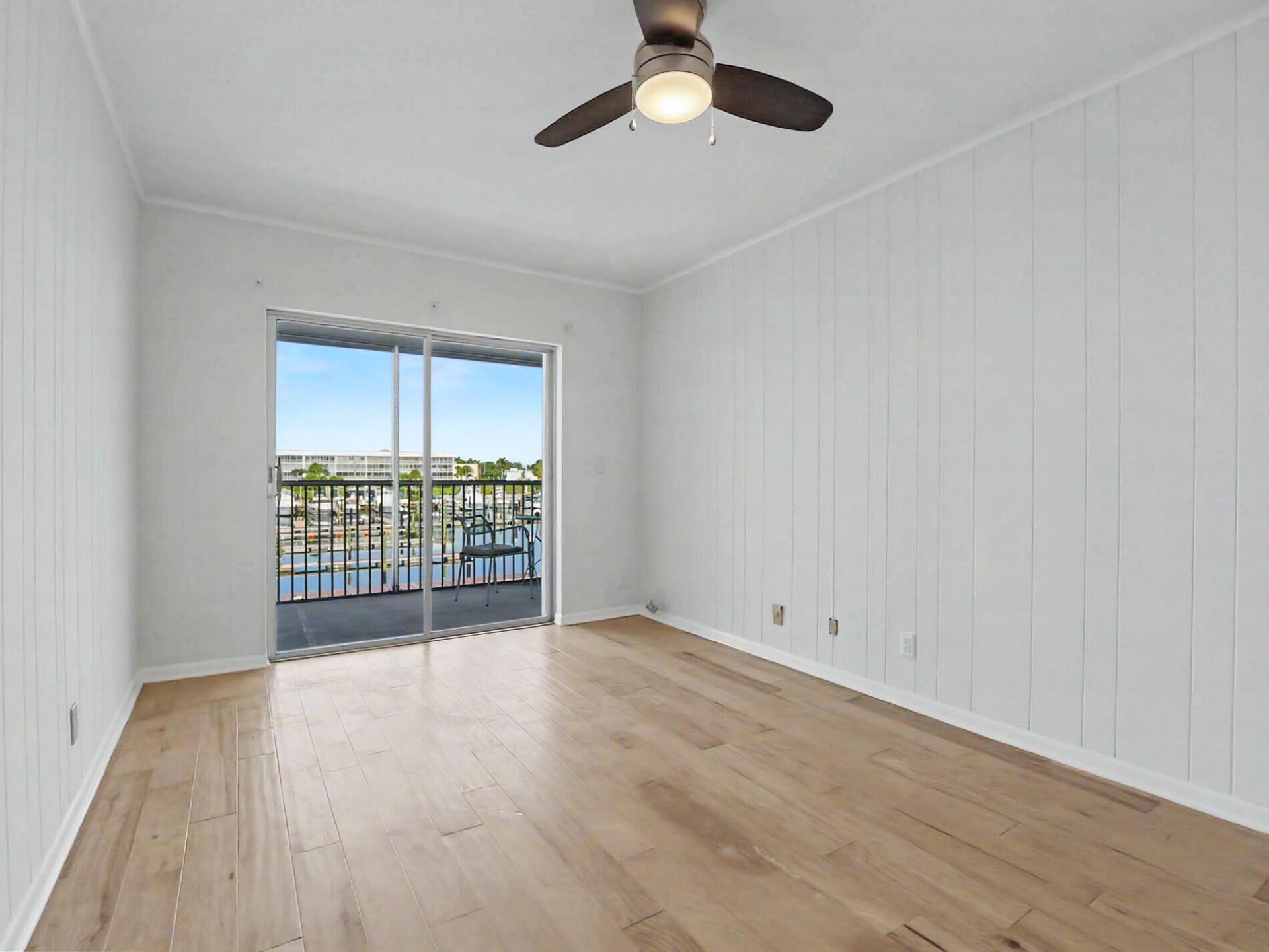 37 Yacht Club Drive, Unit 310, North Palm Beach, FL 33408 Photo