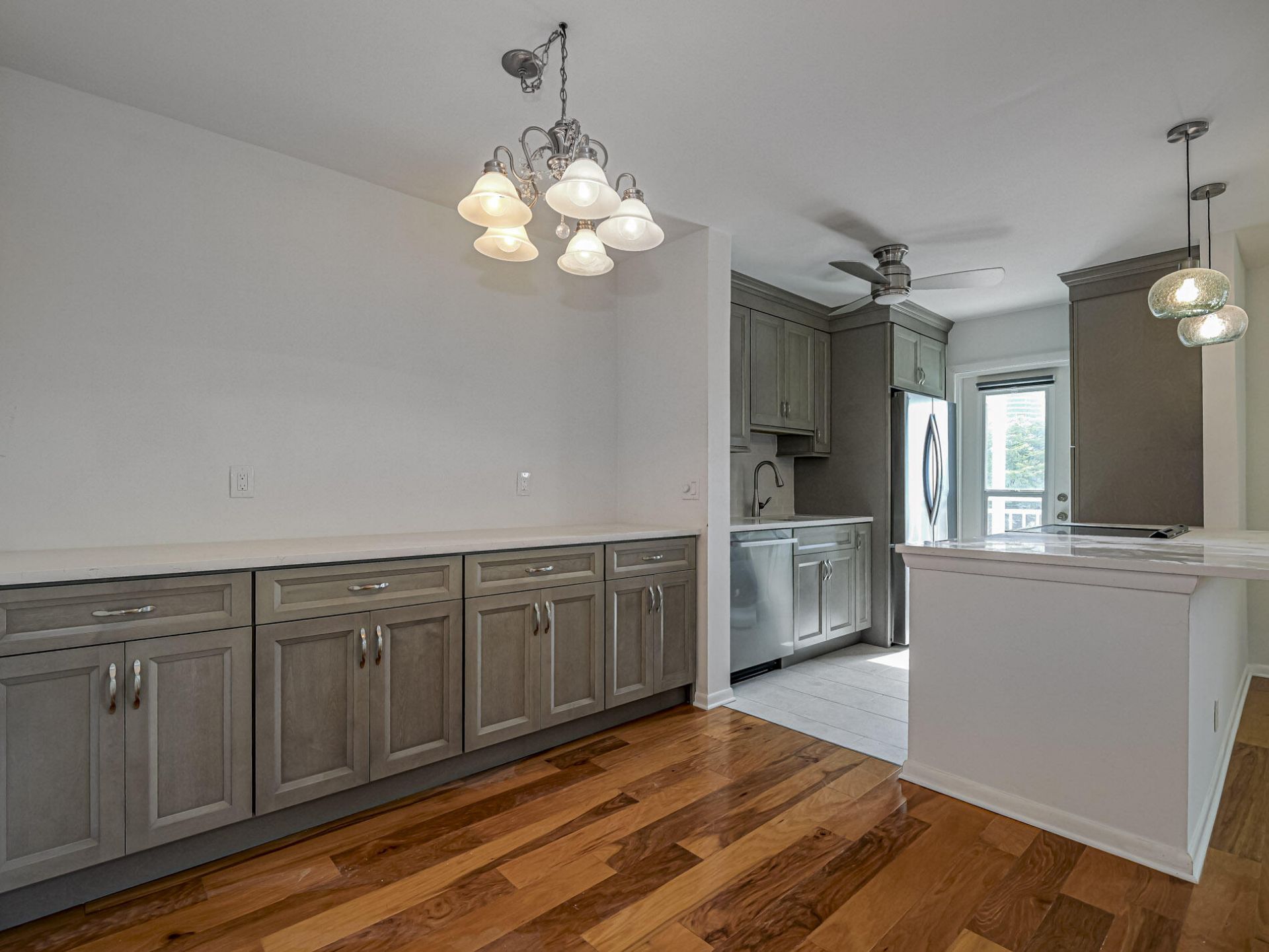 37 Yacht Club Drive, Unit 310, North Palm Beach, FL 33408 Photo