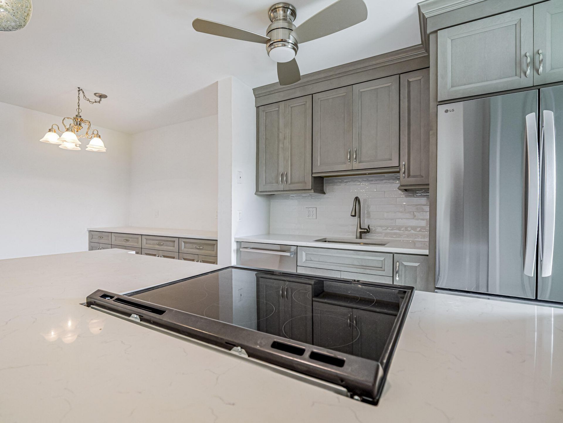 37 Yacht Club Drive, Unit 310, North Palm Beach, FL 33408 Photo