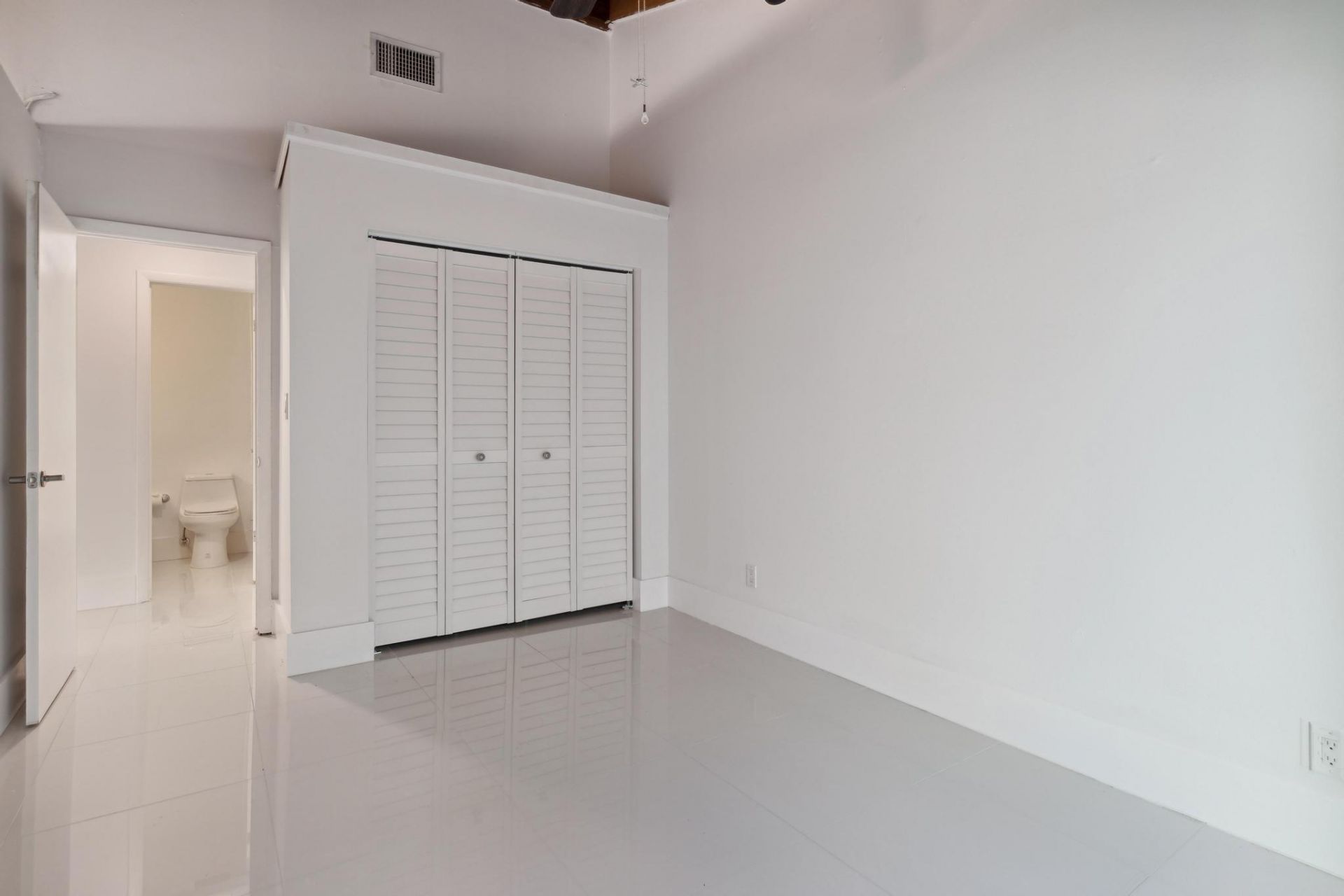 410 SE 13th Street, Unit 2, Fort Lauderdale, FL 33316 Photo