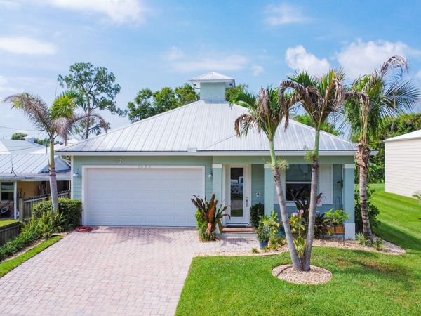 1006 SW 34th Terrace, Palm City, FL 34990