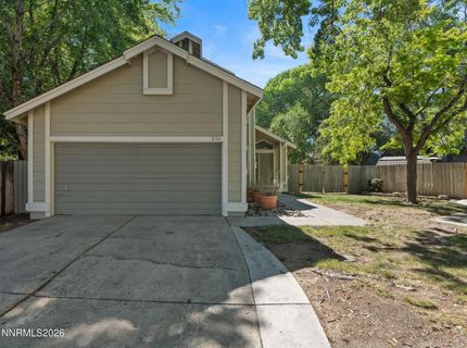 2714 Perro Court, Reno, NV 89502 Photo
