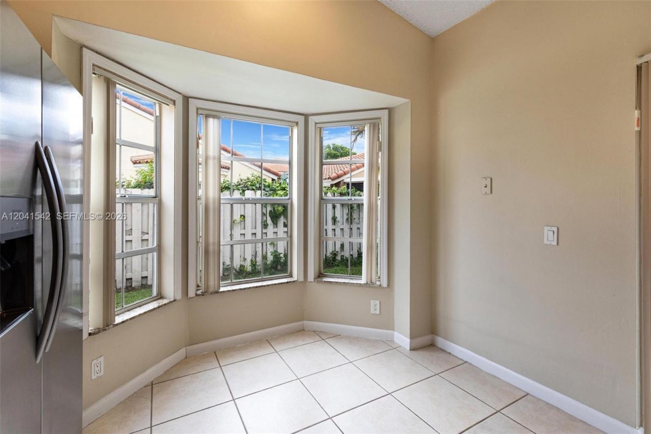 1513 Garden Rd , Weston, FL 33326 Photo
