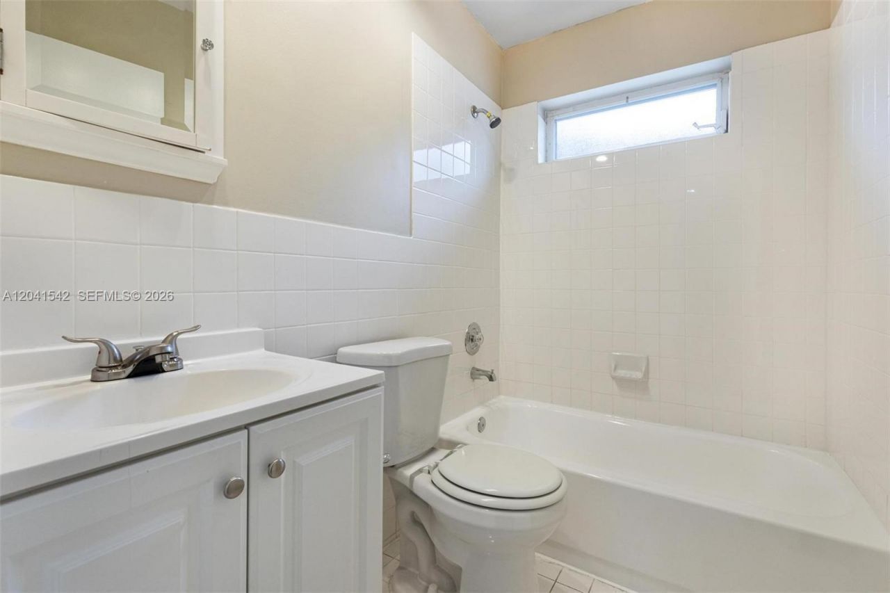 1513 Garden Rd , Weston, FL 33326 Photo