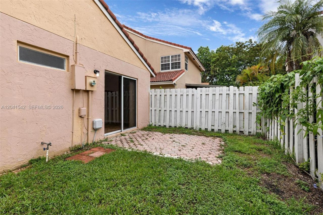 1513 Garden Rd , Weston, FL 33326 Photo