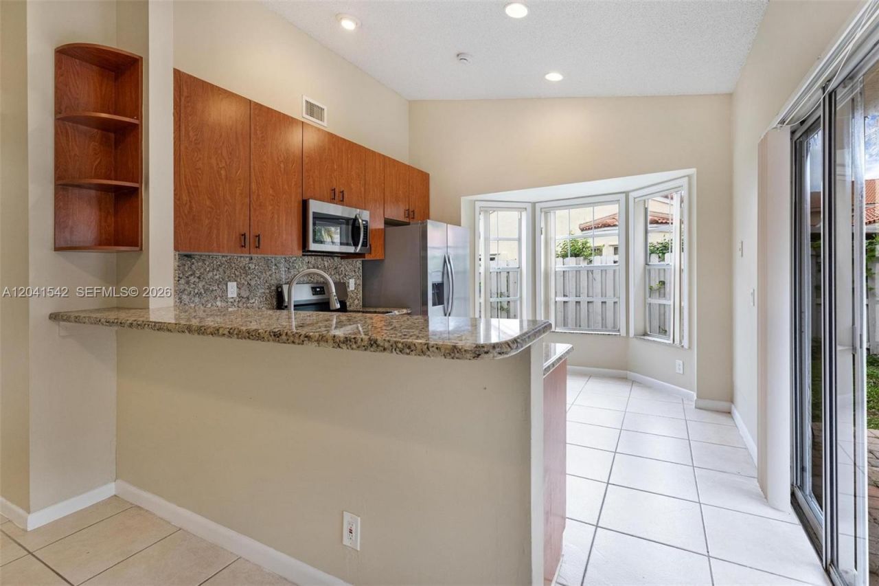 1513 Garden Rd , Weston, FL 33326 Photo