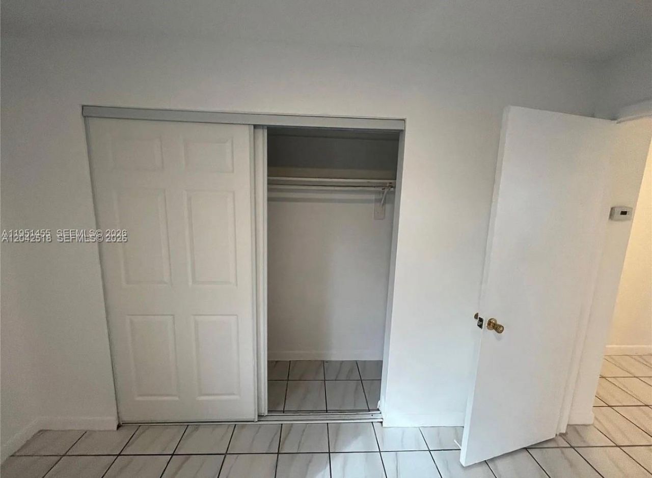 1717 NW 16th St , Miami, FL 33125 Photo