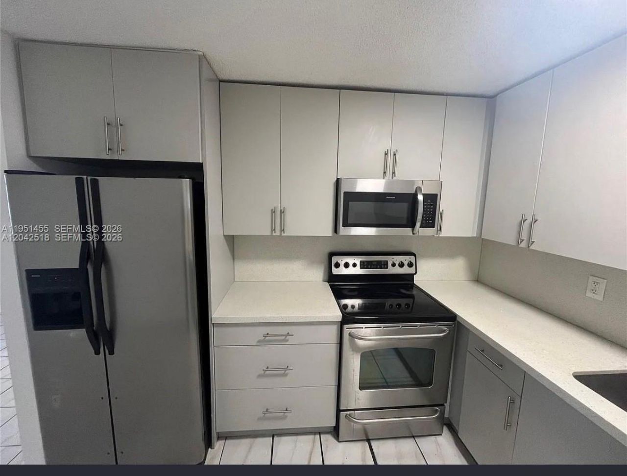 1717 NW 16th St , Miami, FL 33125 Photo