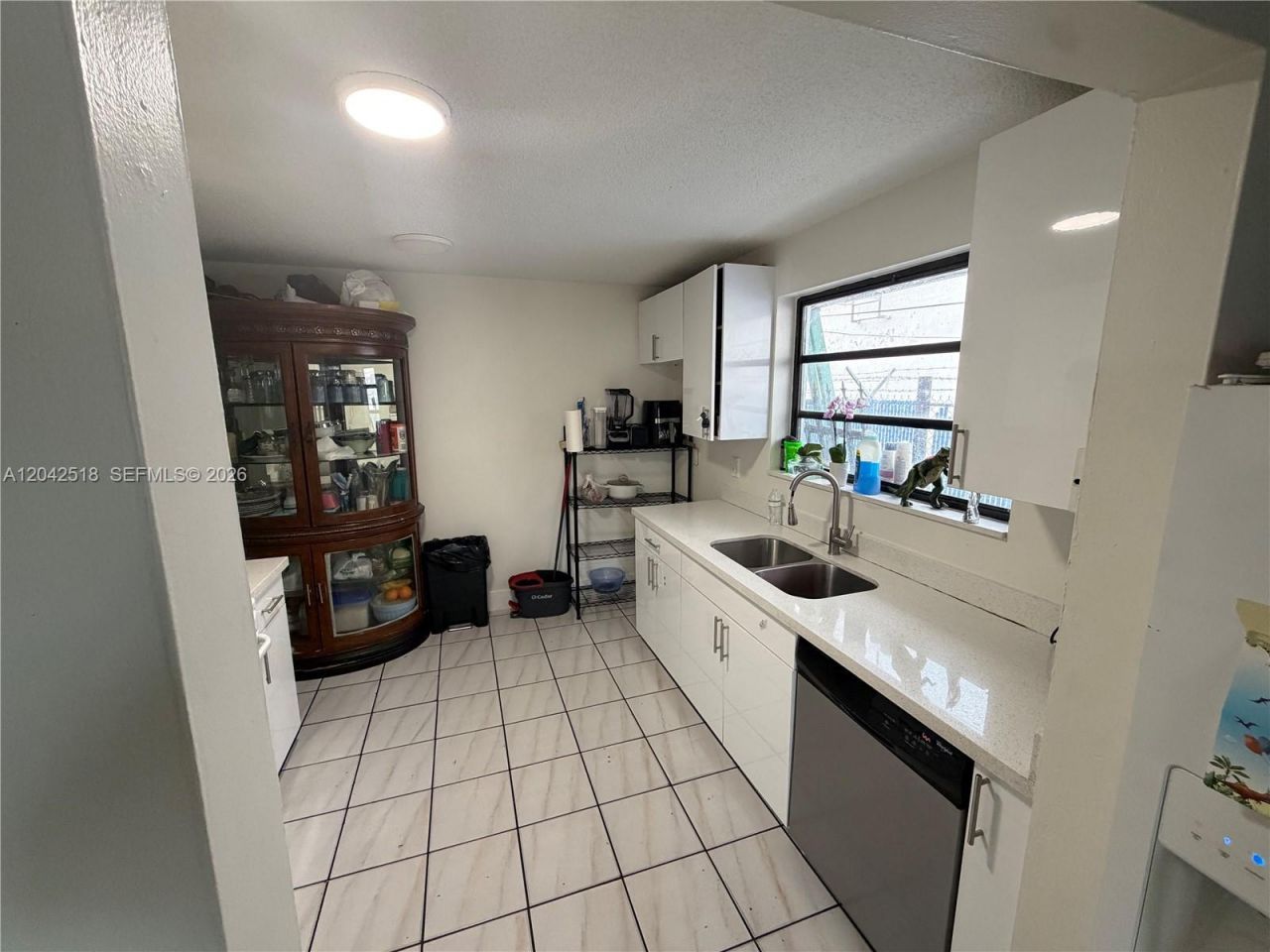 1717 NW 16th St , Miami, FL 33125 Photo