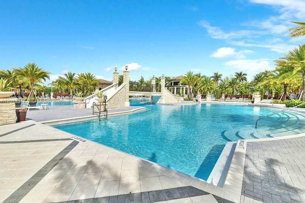 10533 NW 81st St , Doral, FL 33178 Photo