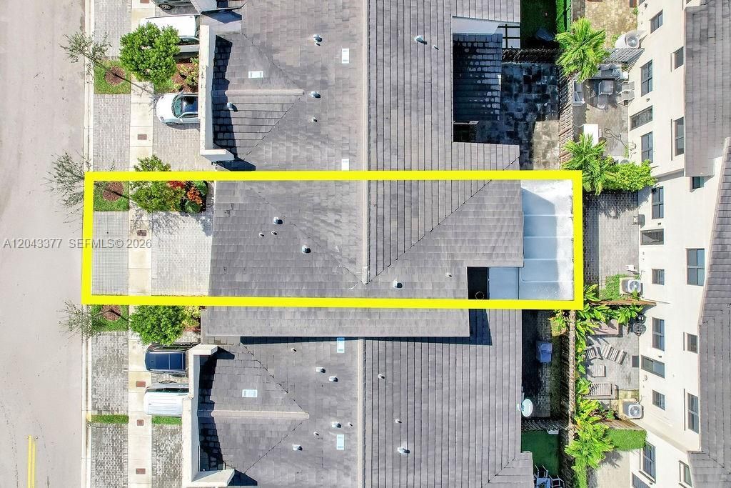 10533 NW 81st St , Doral, FL 33178 Photo