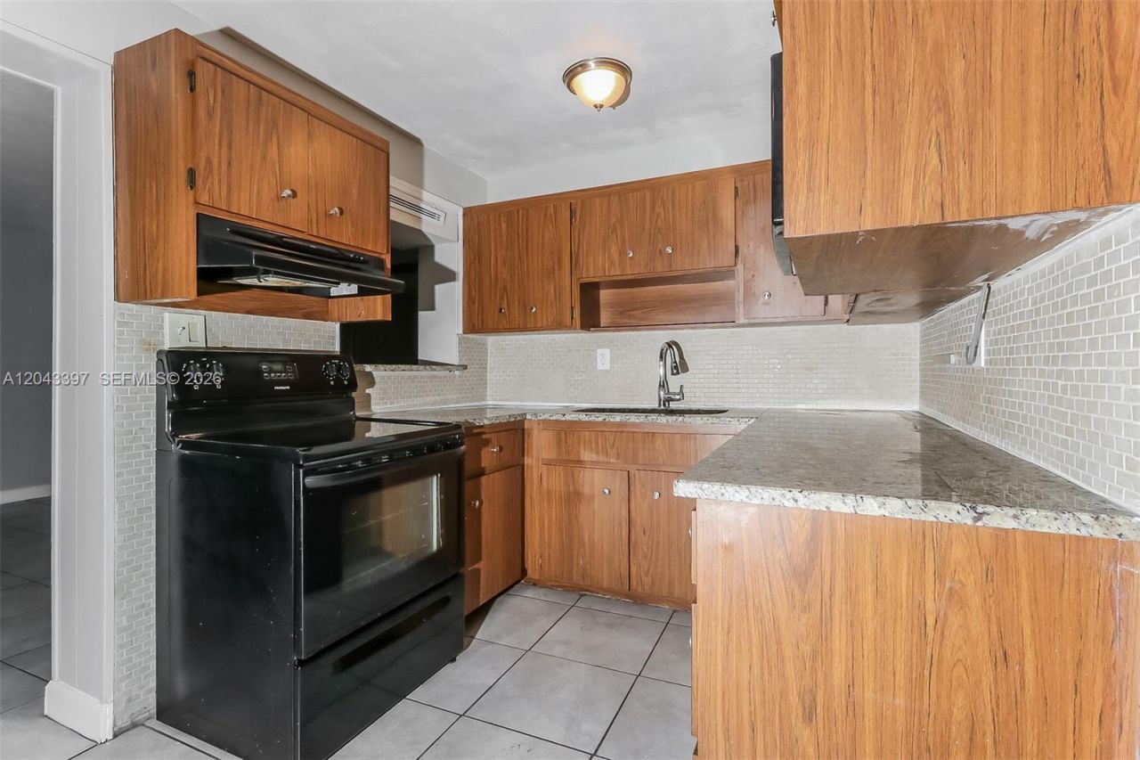 11823 Dahlia Dr, Royal Palm Beach, FL 33411 Photo