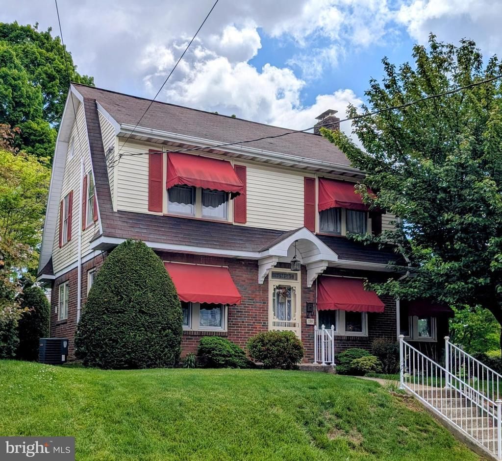 339 N BRIDGE STREET , CHRISTIANA, PA 17509