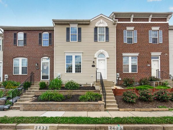 2433 LAKESIDE DRIVE, FREDERICK, MD 21702
